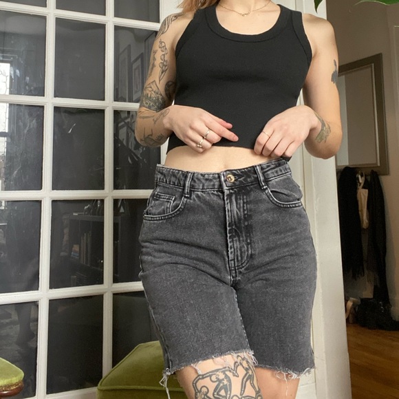 Zara Bermuda-style shorts - Picture 3 of 5